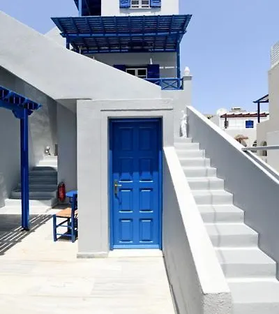 Kro Lunar Santorini Perissa (Santorini)