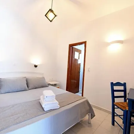 Kro Lunar Santorini *